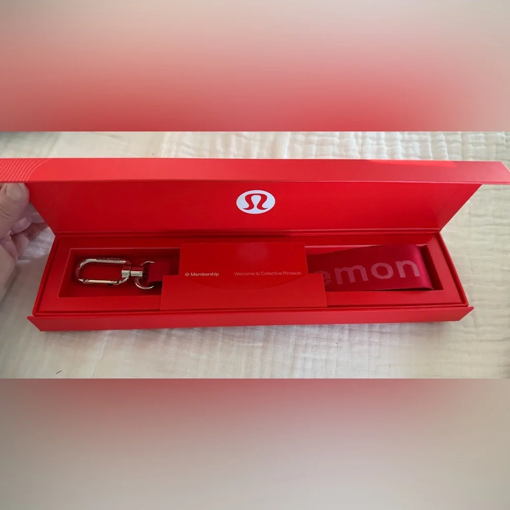 NIB Lululemon Membership Neverlost Keychain